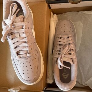 Nike Air Force 1 '07 Flyease — NIB